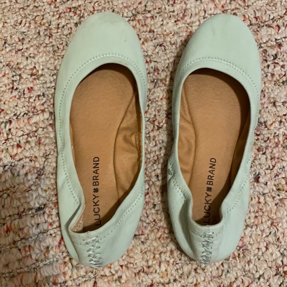 Lucky brand mint flats 6